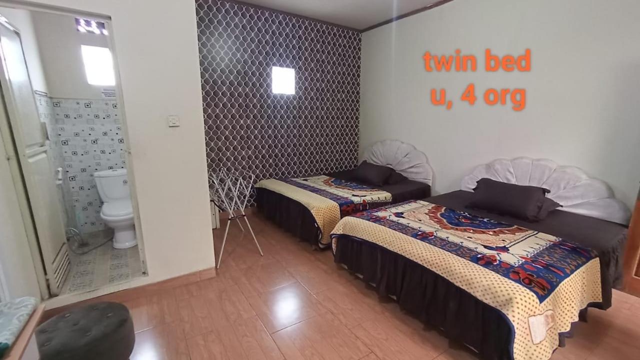 Dieng Ghuzy House Syariah Twin Bed